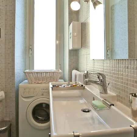 Telesio Apartamento *